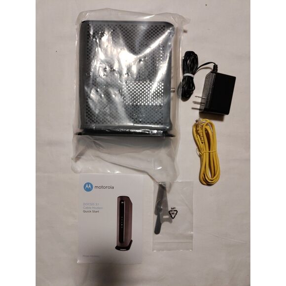 Motorola Cable Modem MB8600 - Picture 2 of 5